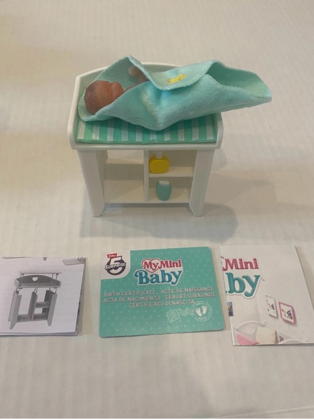 Zuru My Mini Baby Series 1 Teal Green Changing Table w/Accessories & Mini Baby